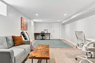 1080 Adams St, Boston, MA 02124 - Photo 22