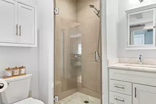 1080 Adams St, Boston, MA 02124 - Photo 20