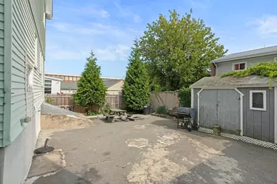 24 Belleville Rd, New Bedford, MA 02745 - Photo 4