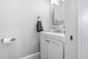 144 Highland Ave, Somerville, MA 02143 - Photo 10