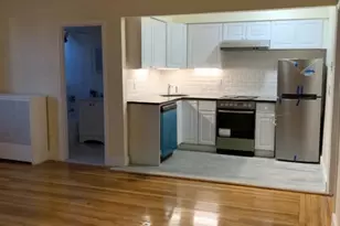 1607 Commonwealth Ave, Boston, CA 92135 - Photo 2