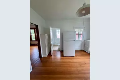 93 Dartmouth St #1, Holyoke, MA 01040 - Photo 4