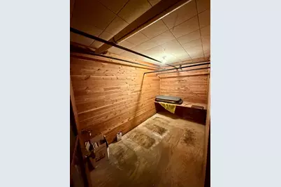 93 Dartmouth St #1, Holyoke, MA 01040 - Photo 32