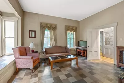 40 Columbus St, Newton, MA 02461 - Photo 2