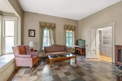 40 Columbus St, Newton, MA 02461 - Photo 2