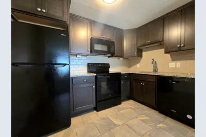 725 Broad St #4, Weymouth, MA 02189 - Photo 2