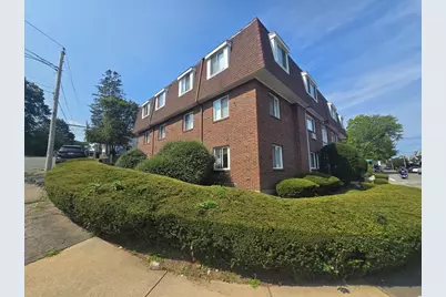725 Broad St #4, Weymouth, MA 02189 - Photo 1