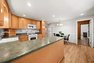 254-256 E Eagle St, Boston, MA 02128 - Photo 6