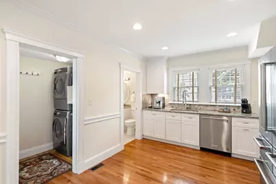 40 Ansonia Road, Boston, MA 02132 - Photo 8