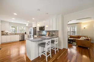 40 Ansonia Rd, Boston, MA 02132 - Photo 6