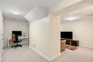 40 Ansonia Rd, Boston, MA 02132 - Photo 30