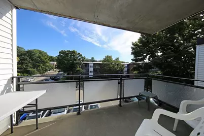 57 Broadlawn Park #24B, Boston, MA 02467 - Photo 8