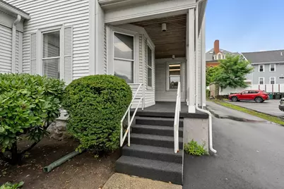 1074 Massachusetts Ave, Arlington, MA 02476 - Photo 4