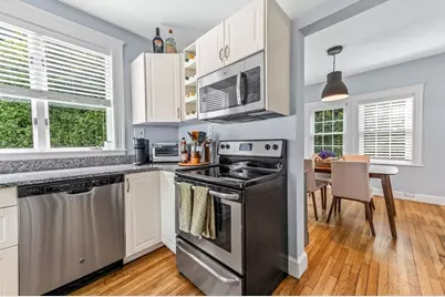 85 Lincoln Rd, Walpole, MA 02081 - Photo 14