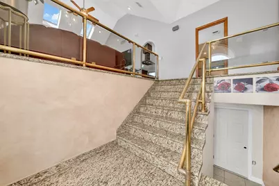 33 Tedford Ave, Revere, MA 02151 - Photo 4