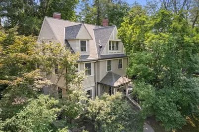 292 Clinton Rd, Brookline, MA 02445 - Photo 2
