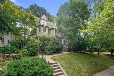 292 Clinton Rd, Brookline, MA 02445 - Photo 26