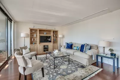 566 Commonwealth Ave. #1002, Boston, MA 02215 - Photo 2
