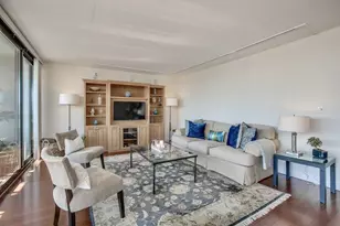 566 Commonwealth Ave, Boston, MA 02215 - Photo 2