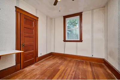 87 Holyoke St, Easthampton, MA 01027 - Photo 16