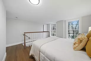 68 Pleasant St, Newburyport, MA 01950 - Photo 16