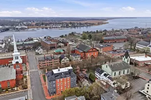 68 Pleasant St, Newburyport, MA 01950 - Photo 26