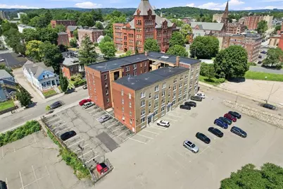 41 Chatham St #5, Worcester, MA 01609 - Photo 4