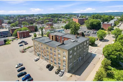 41 Chatham St #5, Worcester, MA 01609 - Photo 4