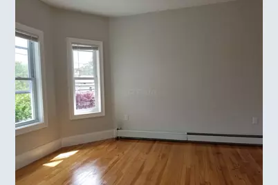 231 Boston Ave #2, Medford, MA 02155 - Photo 4