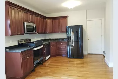 231 Boston Ave #2, Medford, MA 02155 - Photo 2