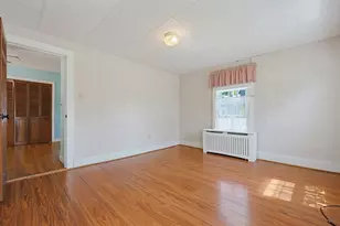 98 Pleasant St, Franklin, MA 02038 - Photo 14
