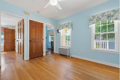 98 Pleasant St, Franklin, MA 02038 - Photo 12