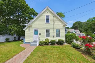 98 Pleasant St, Franklin, MA 02038 - Photo 2