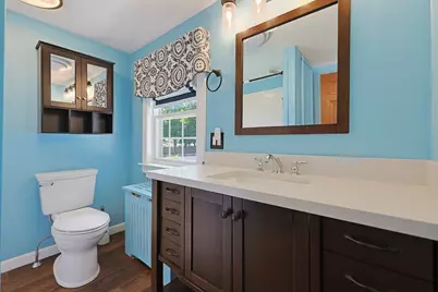 98 Pleasant St, Franklin, MA 02038 - Photo 8
