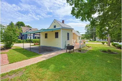 98 Pleasant St, Franklin, MA 02038 - Photo 26