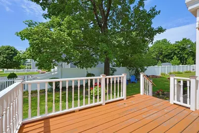 98 Pleasant St, Franklin, MA 02038 - Photo 24