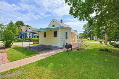 98 Pleasant St, Franklin, MA 02038 - Photo 26