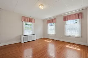 98 Pleasant St, Franklin, MA 02038 - Photo 14
