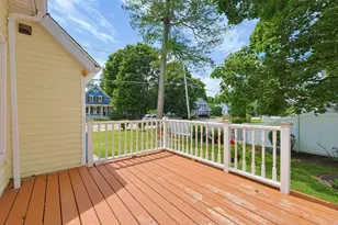 98 Pleasant St, Franklin, MA 02038 - Photo 22