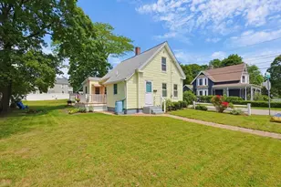 98 Pleasant St, Franklin, MA 02038 - Photo 20