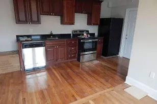 131 Orchard St, Somerville, MA 02144 - Photo 2