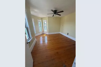 8 Wilson St #3, Lynn, MA 01902 - Photo 2