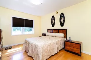 26 Lake Shore Ct, Boston, MA 02135 - Photo 10
