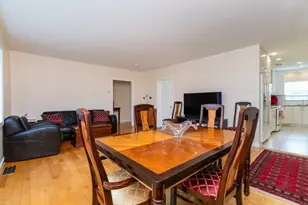 26 Lake Shore Ct, Boston, MA 02135 - Photo 4