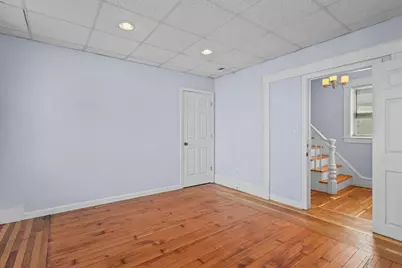 81 5th Ave, Lowell, MA 01854 - Photo 4