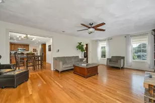 8 Hemlock Ln, Groveland, MA 01834 - Photo 14