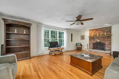 8 Hemlock Lane, Groveland, MA 01834 - Photo 12