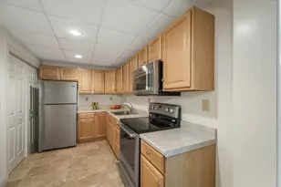 8 Hemlock Ln, Groveland, MA 01834 - Photo 32
