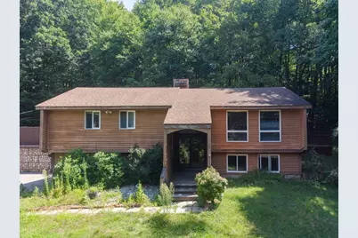 426 Cronin Rd, Warren, MA 01585 - Photo 1