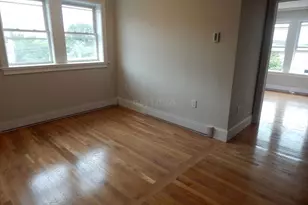 131 Orchard St, Somerville, MA 02144 - Photo 4